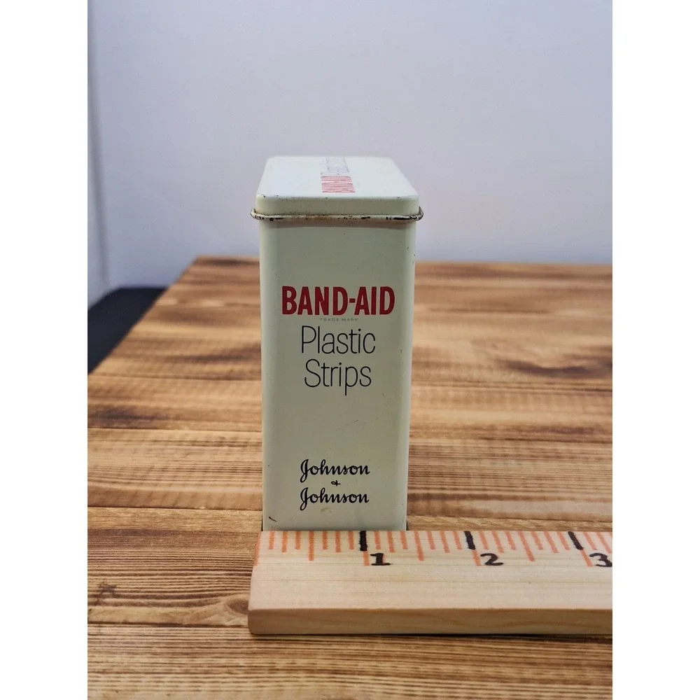 Vintage Johnson & Johnson Plastic Strips Empty Band-Aid‎ Tin Metal Box Container